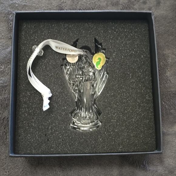 Waterford Crystal 2018 Angel Ornament – NWT Boxed - Picture 2 of 8